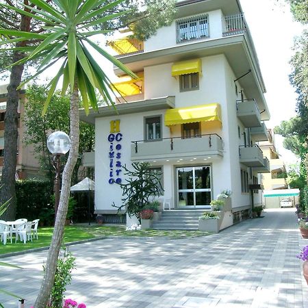 Hotel Giulio Cesare Cinquale Εξωτερικό φωτογραφία