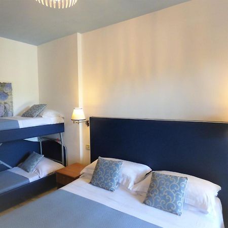 Hotel Giulio Cesare Cinquale Εξωτερικό φωτογραφία