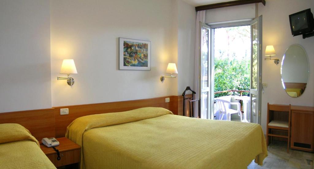 Hotel Giulio Cesare Cinquale Δωμάτιο φωτογραφία